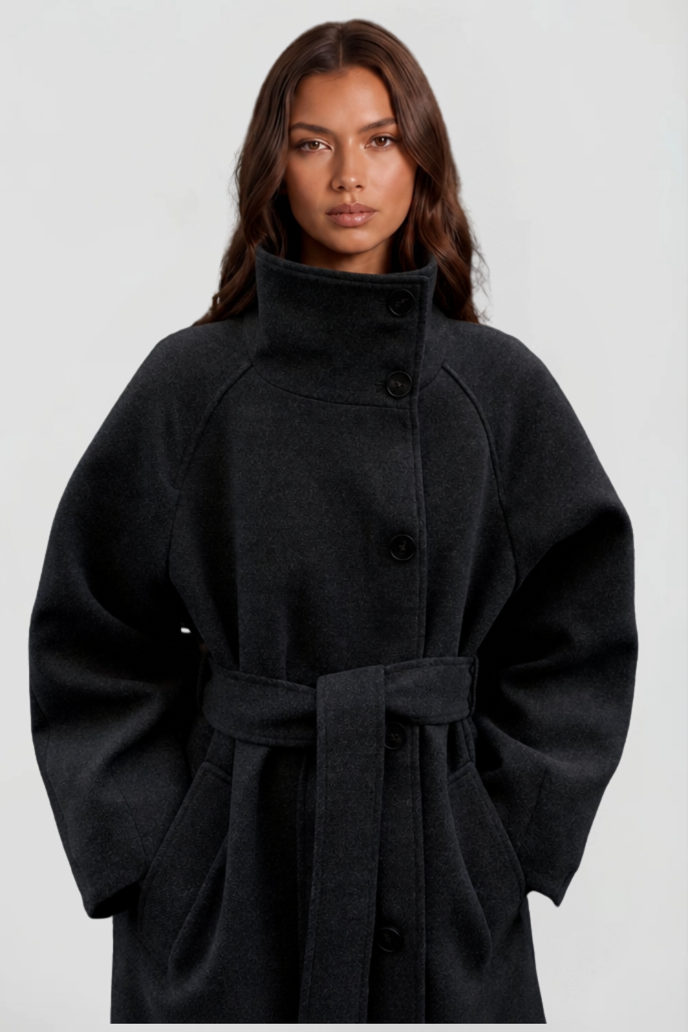 Manteau Adriana gris foncé, détail de la ceinture