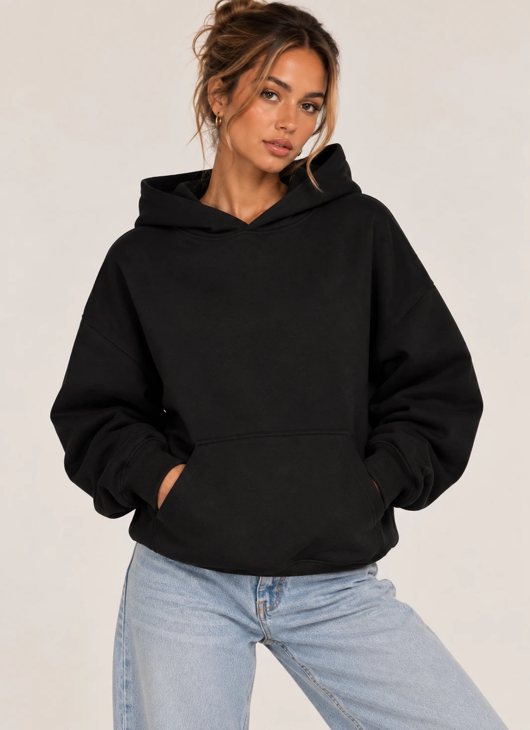 Sweat Nina noir, de face